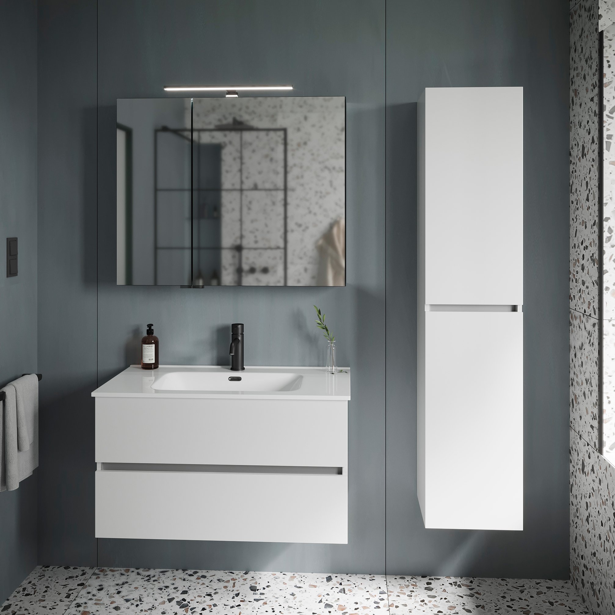 

Мебель для ванной комнаты Sancos Urban 90 см белый глянец