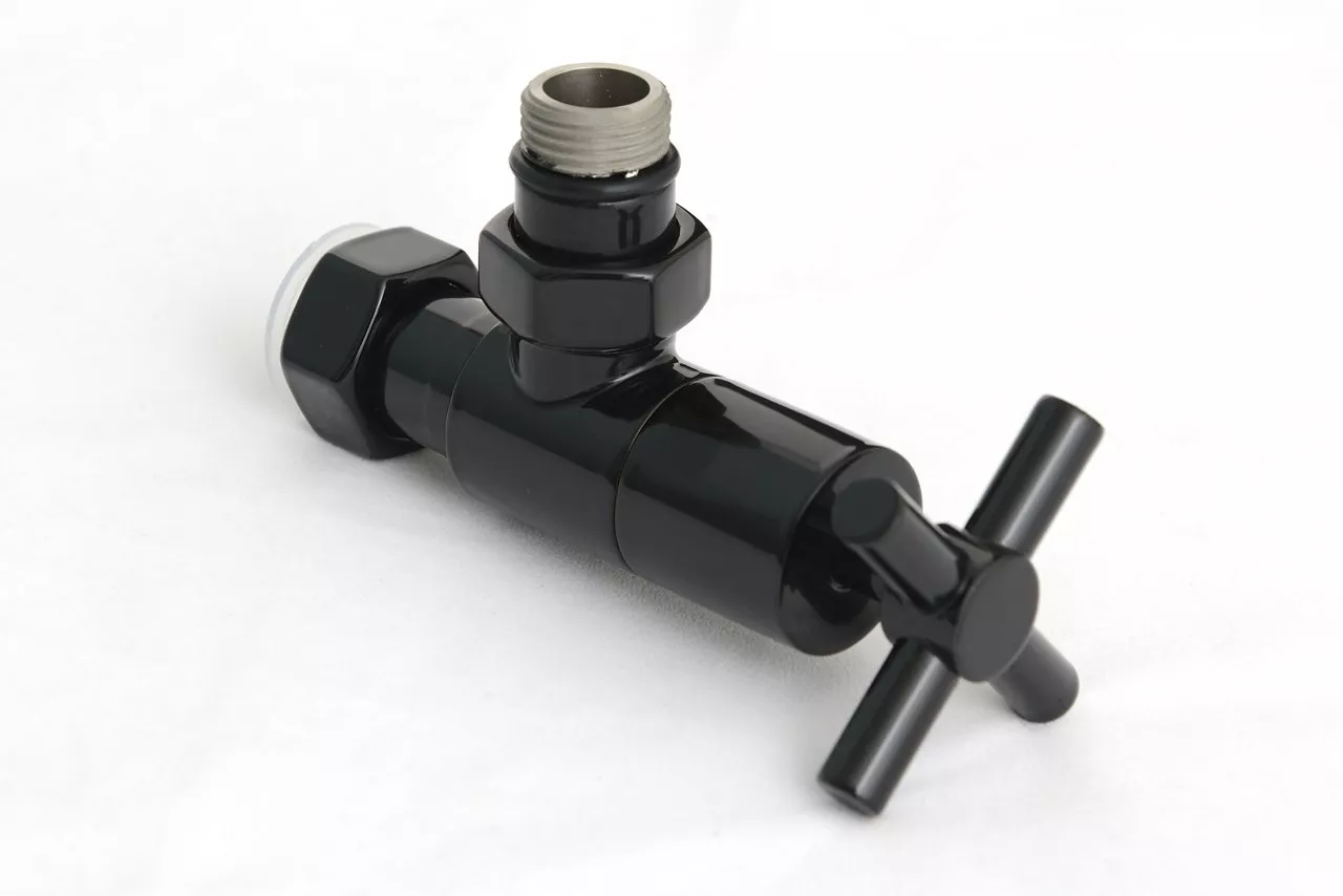 

Вентиль Вентиль угловой (крест) G 1/2" НР х G 3/4" НГ (RAL 9017 Транспортный чёрный)