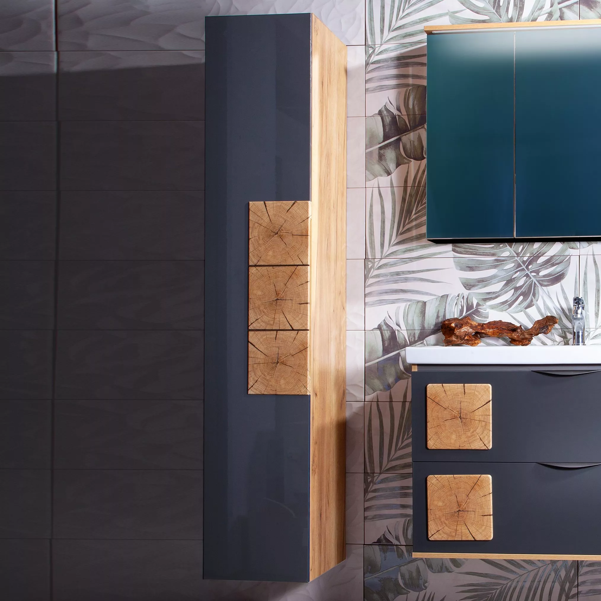 

Шкаф-пенал Бриклаер Форест 35 R, дуб золотой, антрацит