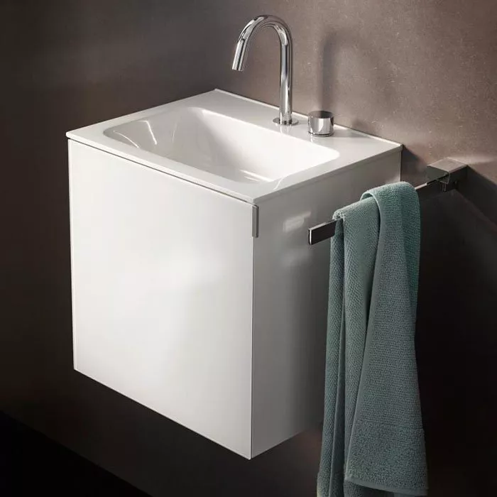

Emco Vanity units Тумба под раковины 9577 114 40/41/42, 404х538хh392мм, подвесная, 1 дверь со стекл фасадом SX, ручка хром, корпус лак, цвет: белый