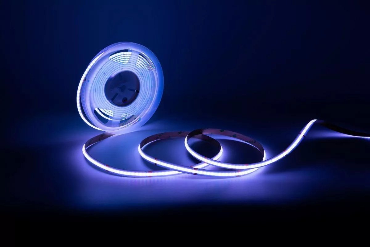 

Светодиодная лента Fiberli 480S-RGB 9,6W/m 480LED/m RGB 5M 12840204