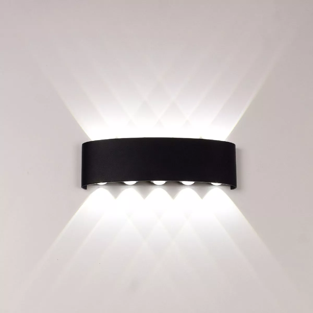 

Уличный настенный светильник AM Group AM307-10X1W BK 4000K