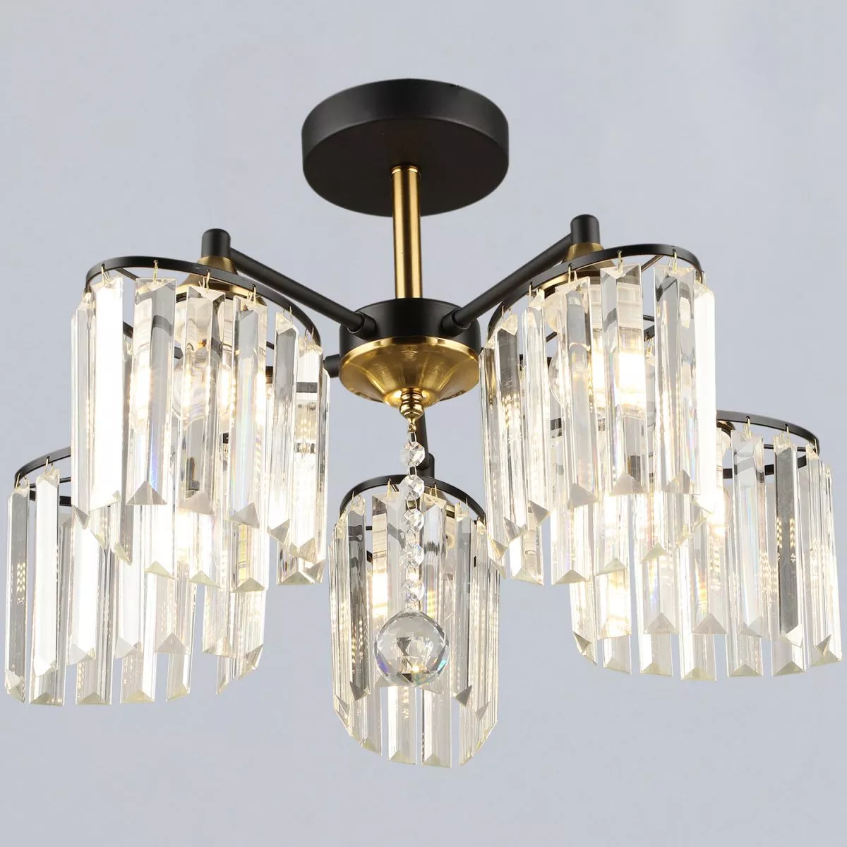 

Люстра на штанге Reluce 63660-0.3-05 BK+COP