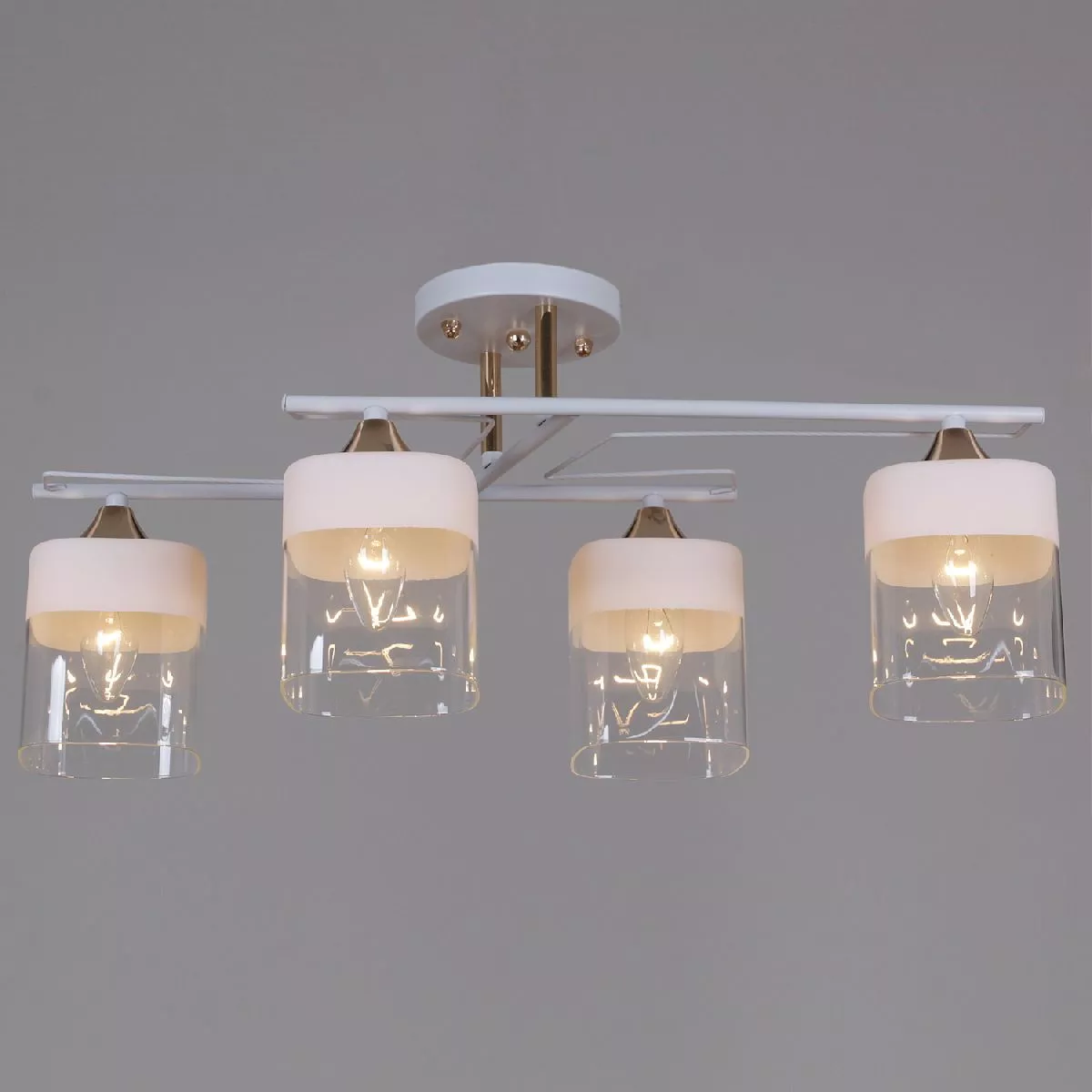 

Потолочная люстра Reluce 06096-0.3-04 WH+FG