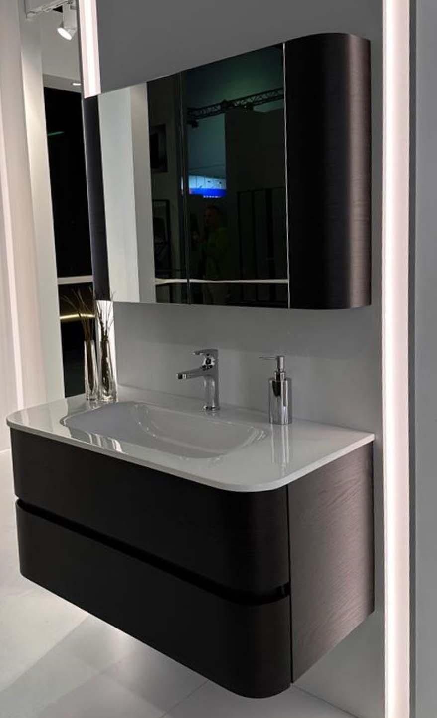 Тумба OVALE D 100см 2 полки шпон WALNUT