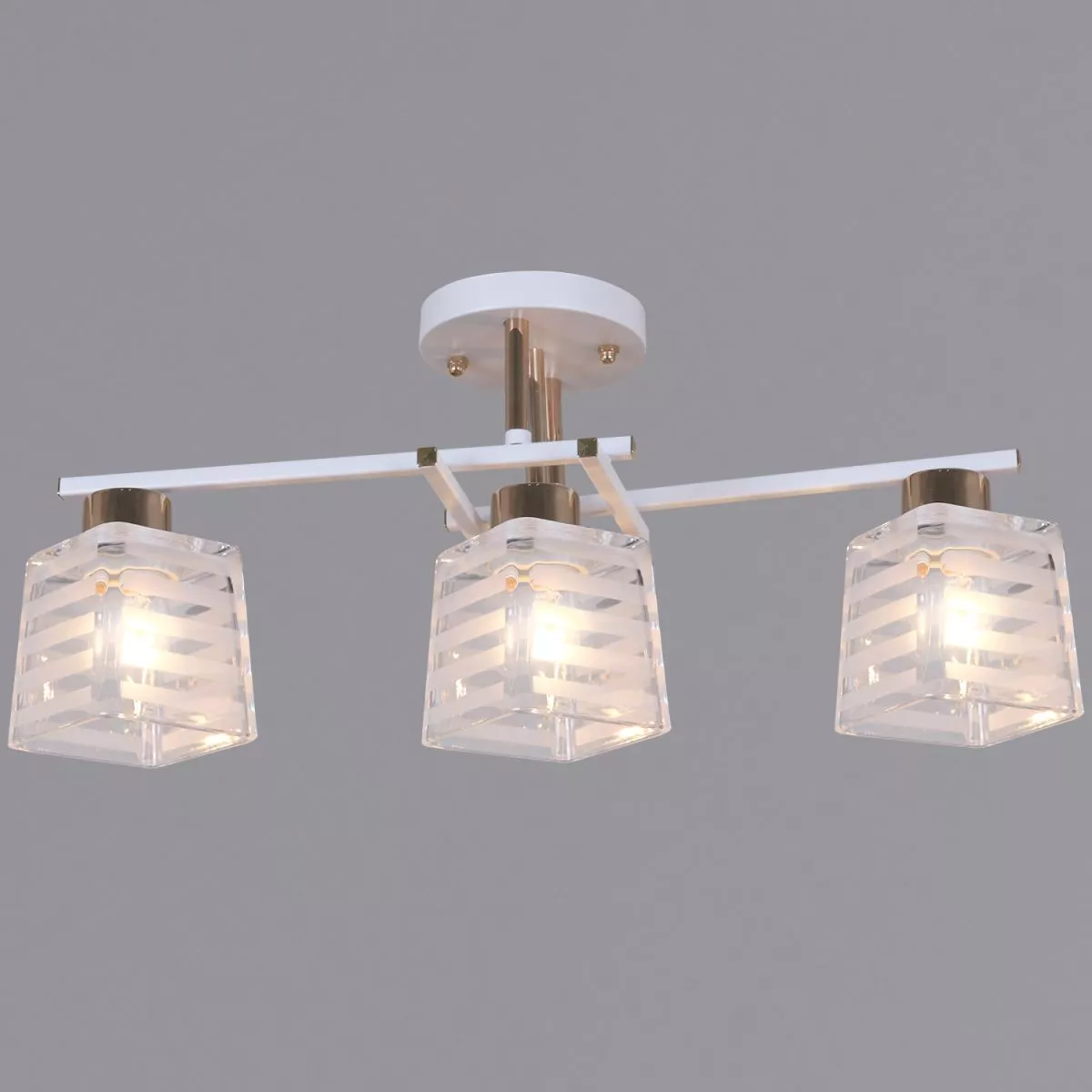 

Потолочный светильник Reluce 09260-0.3-03 WH+FG