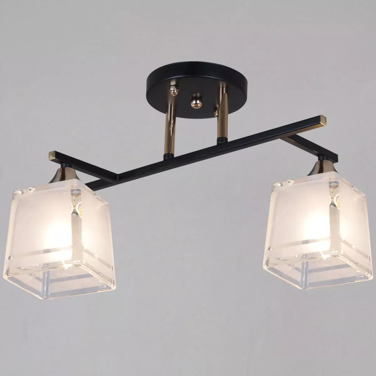 

Потолочный светильник Reluce 46460-0.3-02 BK+FG