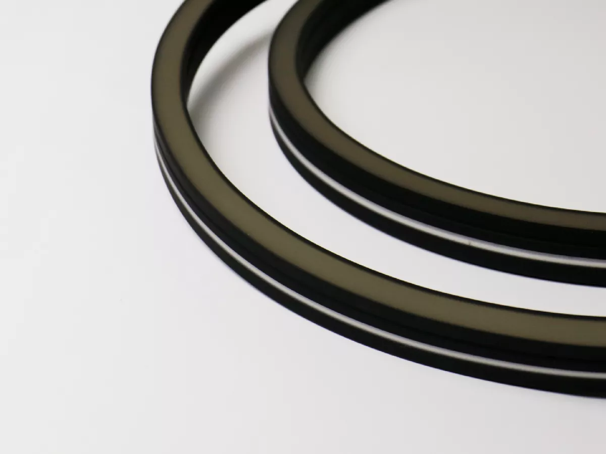 

Неоновая лента SWG PRO 2835 4000K NE-CC2120-24-15-BLNW-67-20M 00-00032763