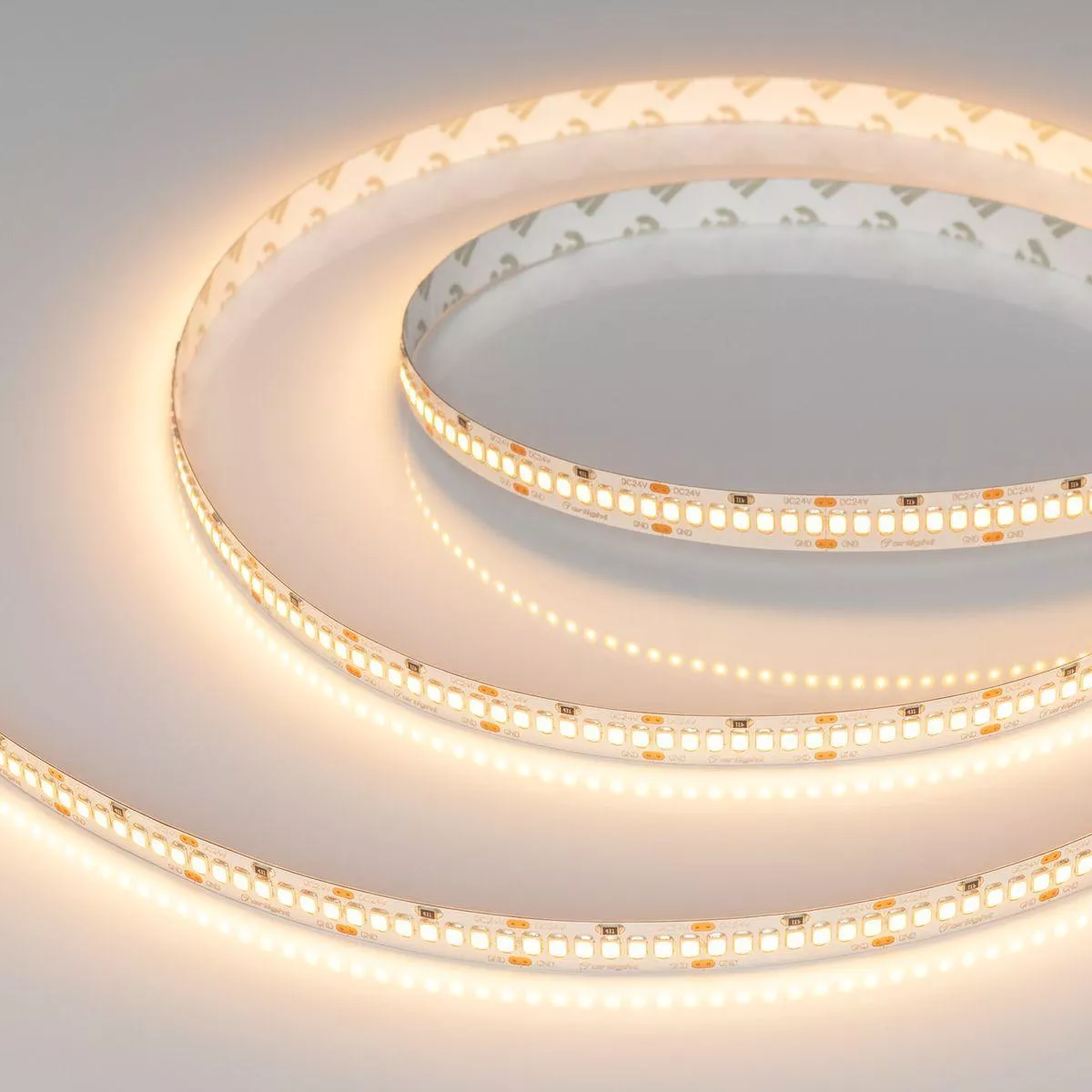 

Светодиодная лента Arlight 11W/m 252Led/m 2835SMD теплый белый 5M UL-A252-10mm 24V Warm2700 042320