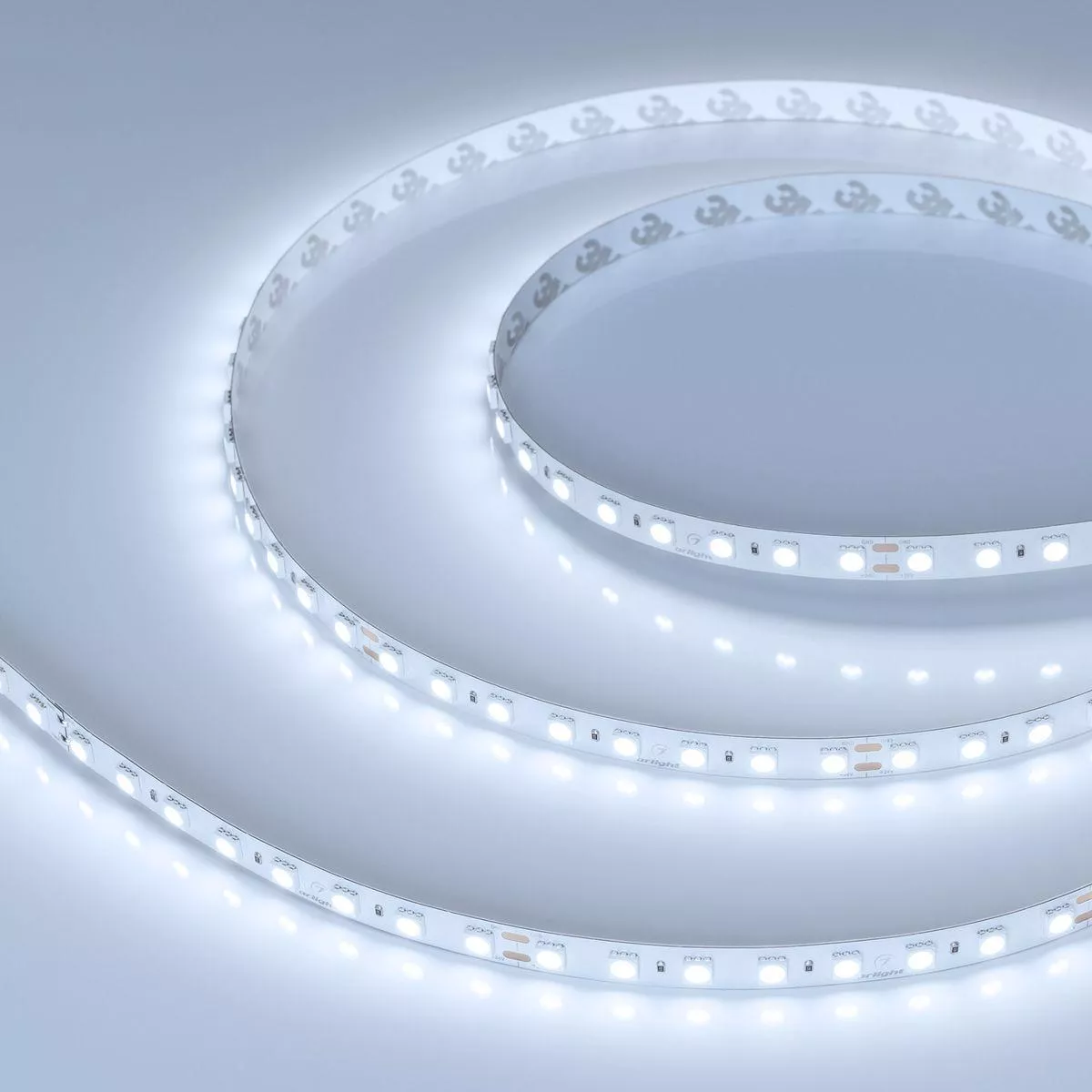 

Светодиодная лента Arlight 11W/m 80Led/m 5060SMD холодный белый 5M UL-B80-10mm 24V White6000 041373